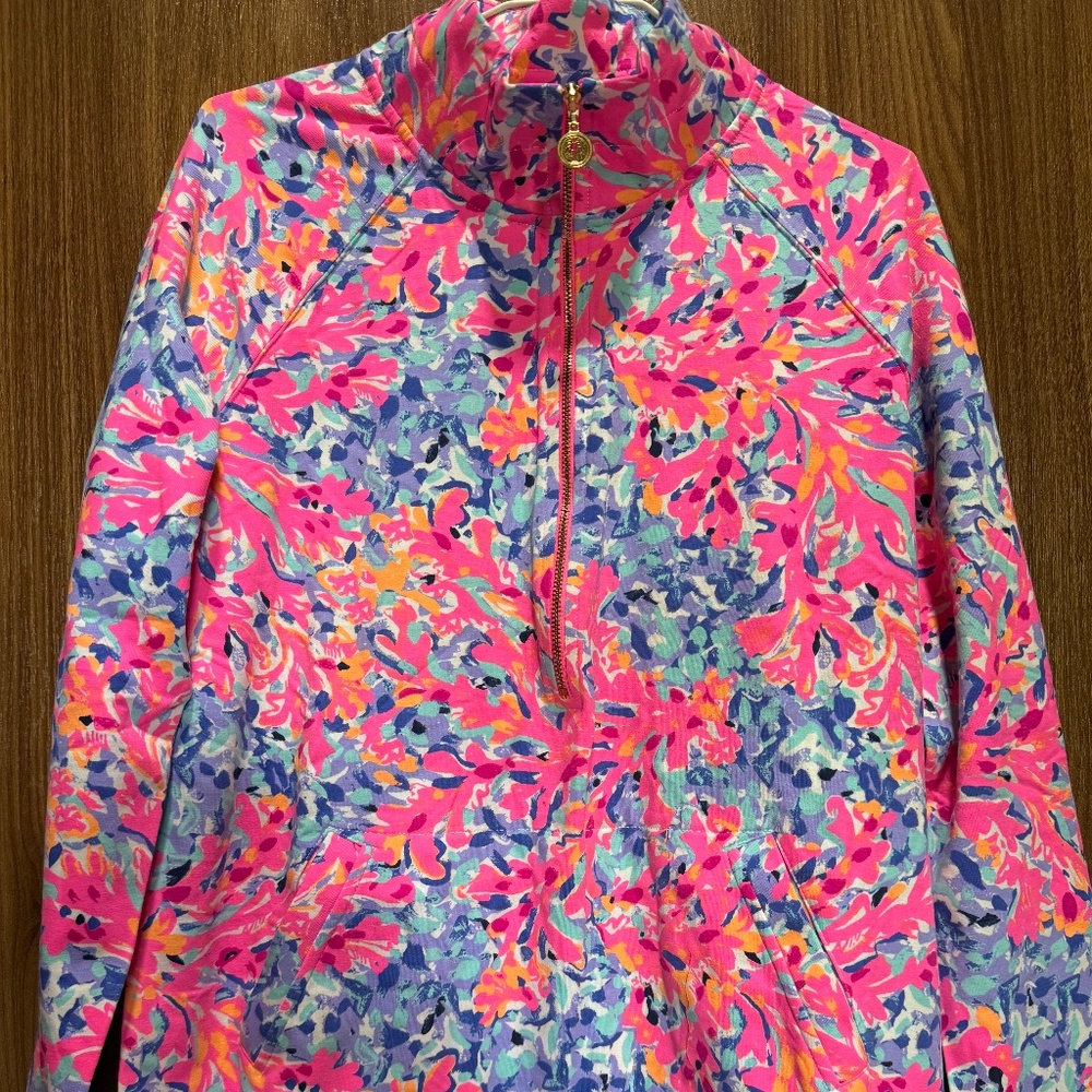 NWOT Lilly Pulitzer Coco Coral Crab Pink Popover Sweatshirt SizE